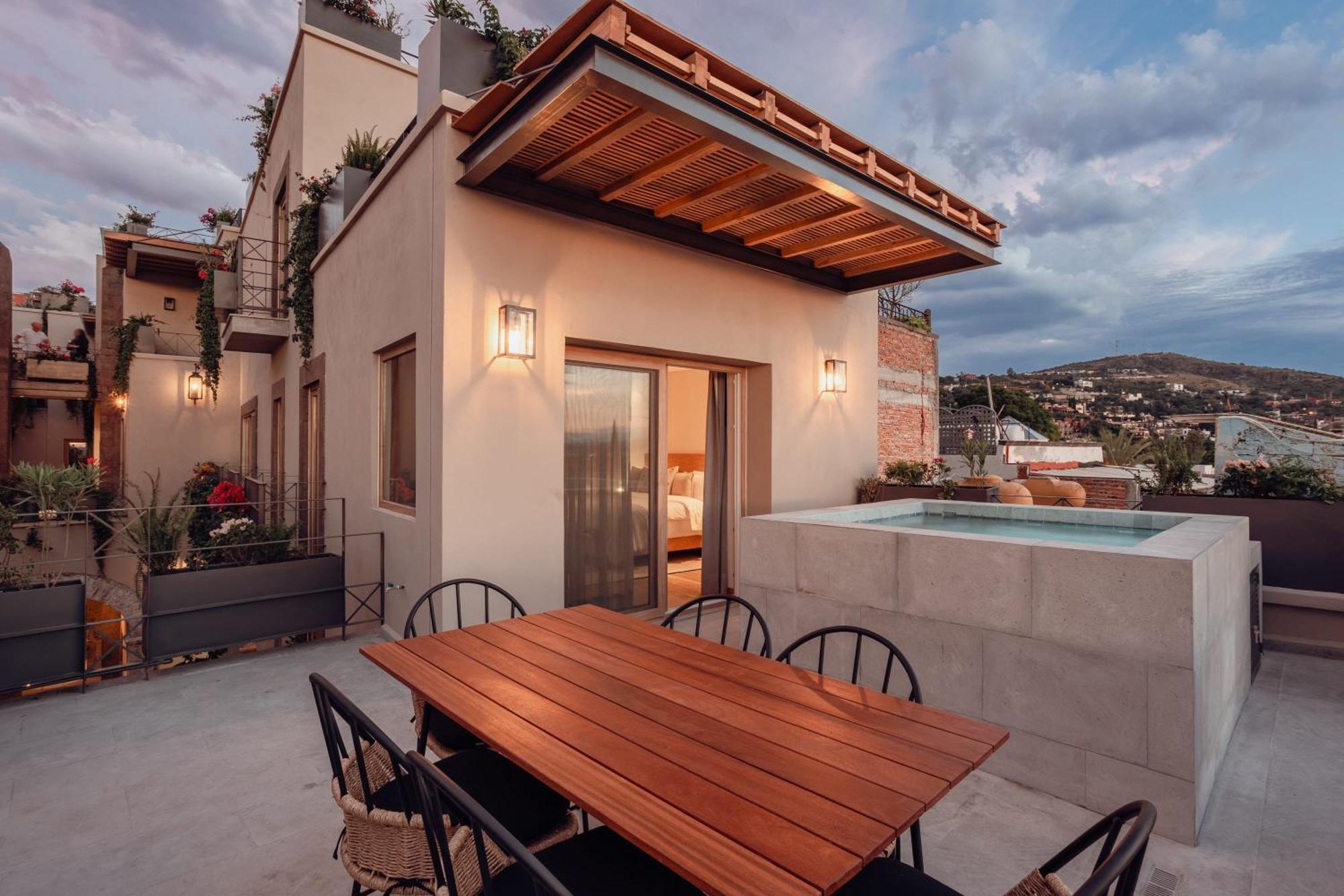 Le Cottage San Miguel De Allende, Modern Luxury In Centro With Pool & Jacuzzi Room photo